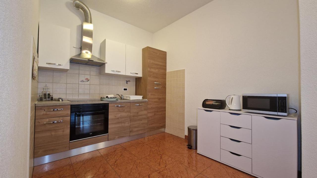 Apartments In Rijeka, Free Parking And Large Terrace, 15Min Drive From The Beach Exteriér fotografie