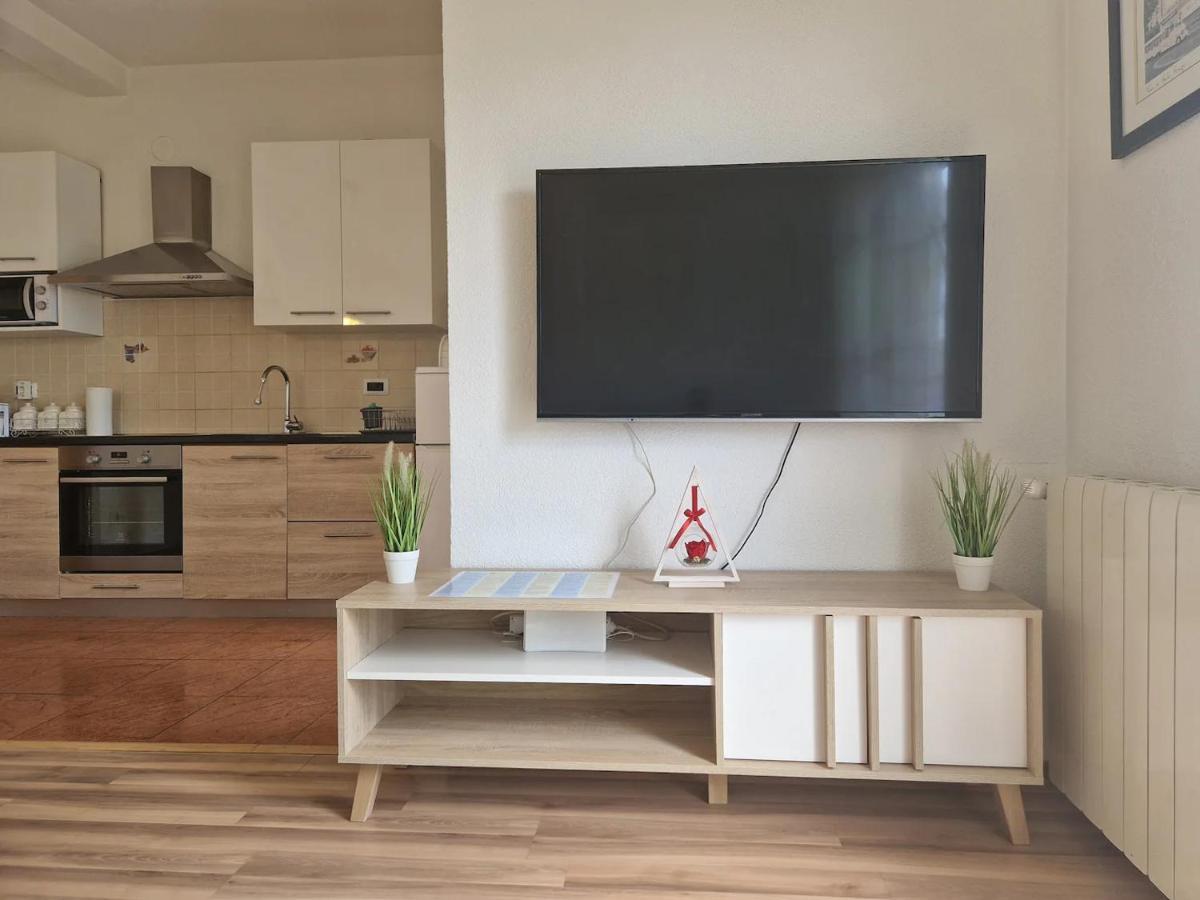 Apartments In Rijeka, Free Parking And Large Terrace, 15Min Drive From The Beach Exteriér fotografie