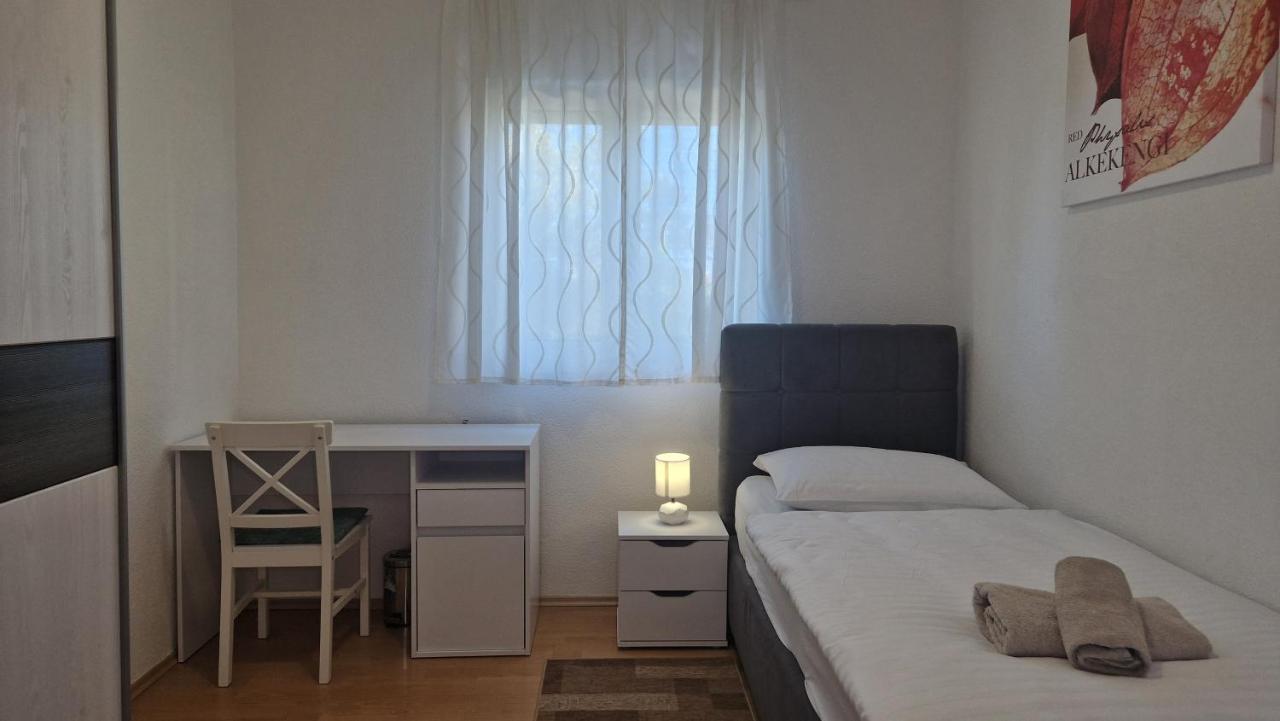 Apartments In Rijeka, Free Parking And Large Terrace, 15Min Drive From The Beach Exteriér fotografie