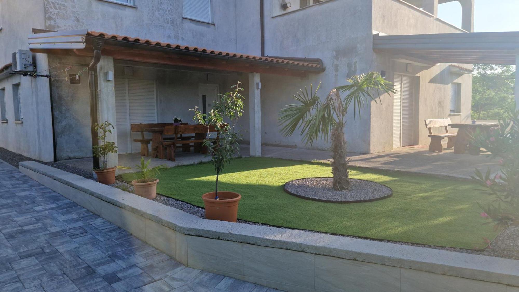 Apartments In Rijeka, Free Parking And Large Terrace, 15Min Drive From The Beach Exteriér fotografie